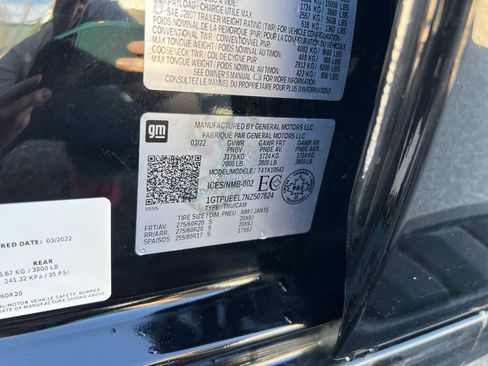 Used 2022 GMC Sierra 1500 AT4 w/ AT4 Premium Package AWD/4WD image 32