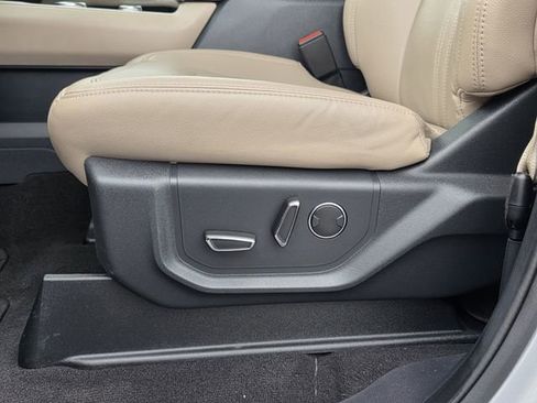 Used 2024 Ford Expedition Max Limited AWD/4WD image 14