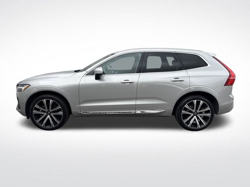 Certified 2023 Volvo XC60 B5 Ultimate w/ Climate Package image 2