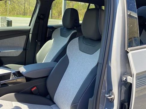 New 2026 Volkswagen ID.4 Pro AWD/4WD image 13