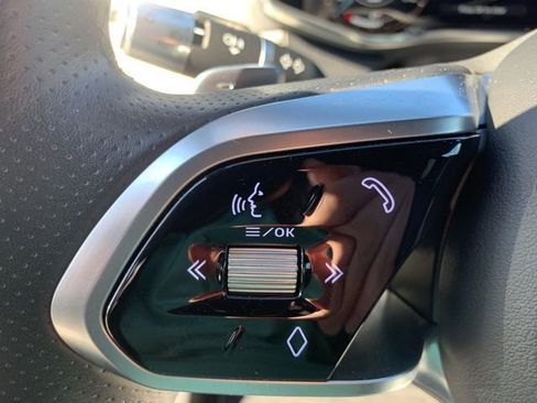 Used 2021 Jaguar F-PACE R-Dynamic S image 30