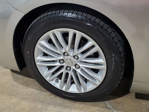 Used 2017 Lexus ES 350 w/ Premium Package FWD image 37