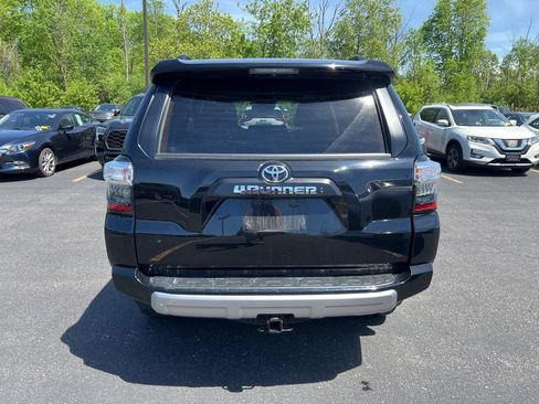 Used 2024 Toyota 4Runner TRD Off-Road Premium w/ Moonroof Package AWD/4WD image 5