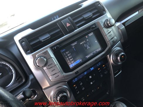 Used 2014 Toyota 4Runner Limited image 13