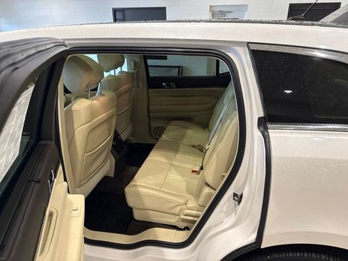 Used 2018 Lincoln MKT AWD w/ Technology Package image 20
