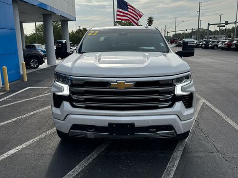 Used 2023 Chevrolet Silverado 1500 High Country w/ High Country Premium Package AWD/4WD image 5