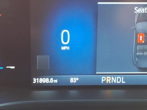 Used 2024 Ford Escape ST-Line w/ Tech Pack #1 AWD/4WD image 17