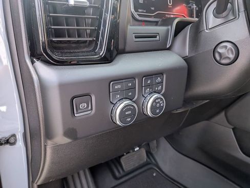 Certified 2025 GMC Sierra 1500 AT4 w/ AT4 Premium Package AWD/4WD image 14