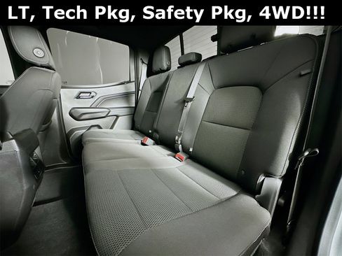 Used 2024 Chevrolet Colorado LT w/ LT Convenience Package II image 25