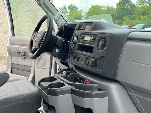 New 2025 Ford E-450 and Econoline 450 Super Duty w/ Power Equipment Group image 24