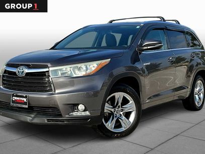 Used 2016 Toyota Highlander Limited Platinum