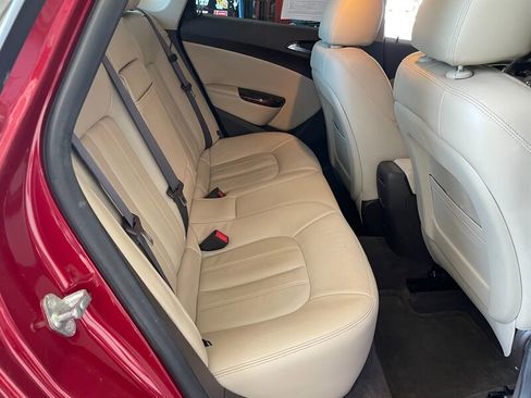 Used 2012 Buick Verano Leather FWD image 18