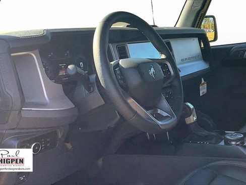 New 2025 Ford Bronco Outer Banks w/ Sasquatch Package image 6