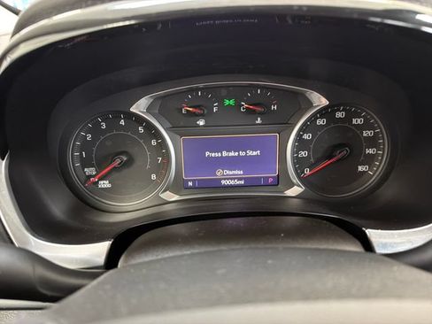 Used 2021 Chevrolet Traverse LT FWD image 16