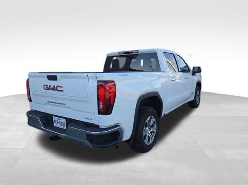 Used 2025 GMC Sierra 1500 SLT image 5