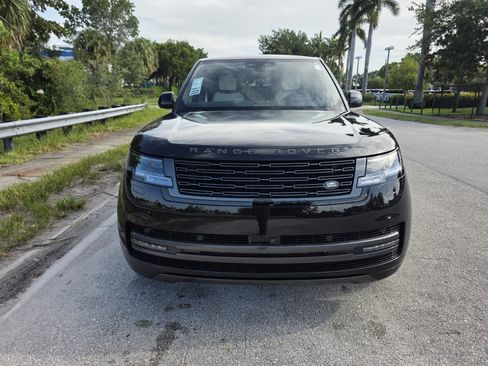 New 2026 Land Rover Range Rover Long Wheelbase SE AWD/4WD image 8