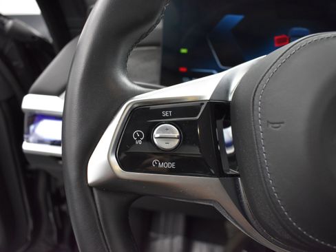 Used 2024 BMW i7 eDrive50 RWD image 6