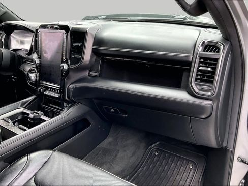 Used 2022 RAM 1500 Limited w/ Night Edition RWD image 17
