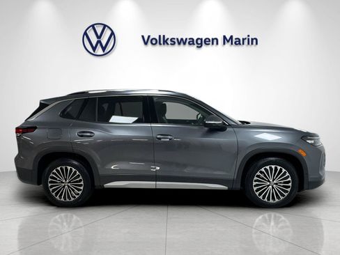 New 2026 Volkswagen Tiguan S FWD image 6