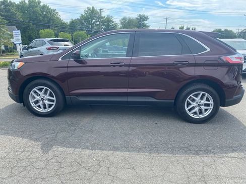 Certified 2024 Ford Edge SEL w/ Convenience Package AWD/4WD image 4
