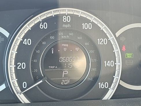 Used 2016 Honda Accord EX image 11