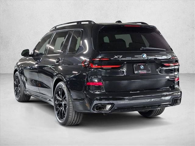 Used 2027 BMW X7 xDrive40i w/ M Sport Package AWD/4WD image 7