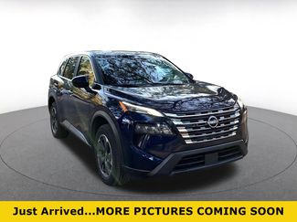 Used 2025 Nissan Rogue SV video 1