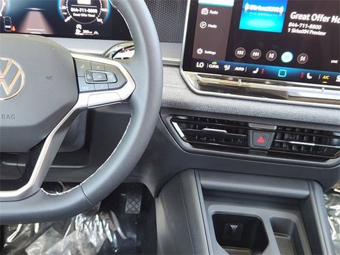 New 2025 Volkswagen Tiguan S image 28