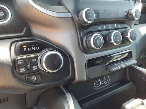 Used 2023 RAM 1500 Big Horn AWD/4WD image 20