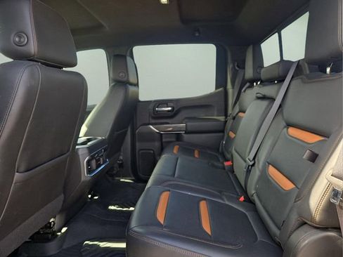 Used 2020 GMC Sierra 1500 AT4 w/ AT4 Premium Package image 16
