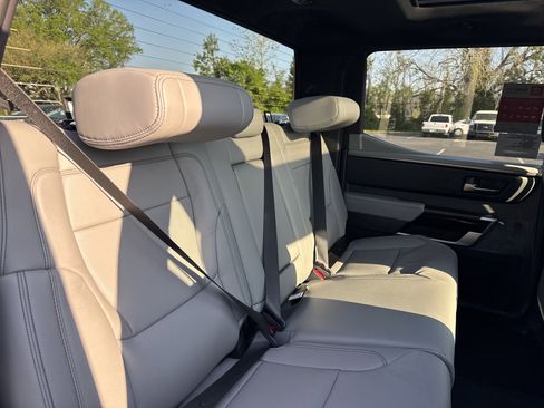 New 2026 Toyota Tundra Limited AWD/4WD image 31
