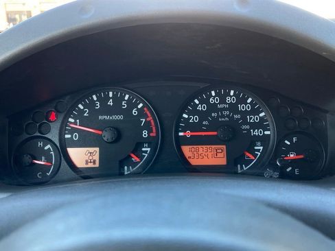 Used 2018 Nissan Frontier SV AWD/4WD image 13
