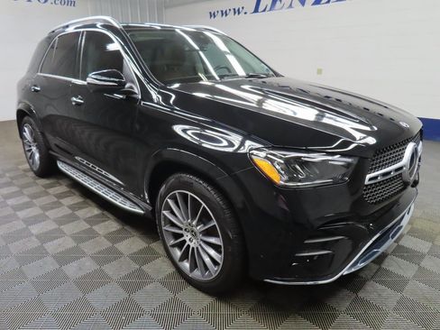 Used 2024 Mercedes-Benz GLE 350 4MATIC image 3