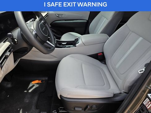 Certified 2026 Hyundai Tucson SEL Plus FWD image 13