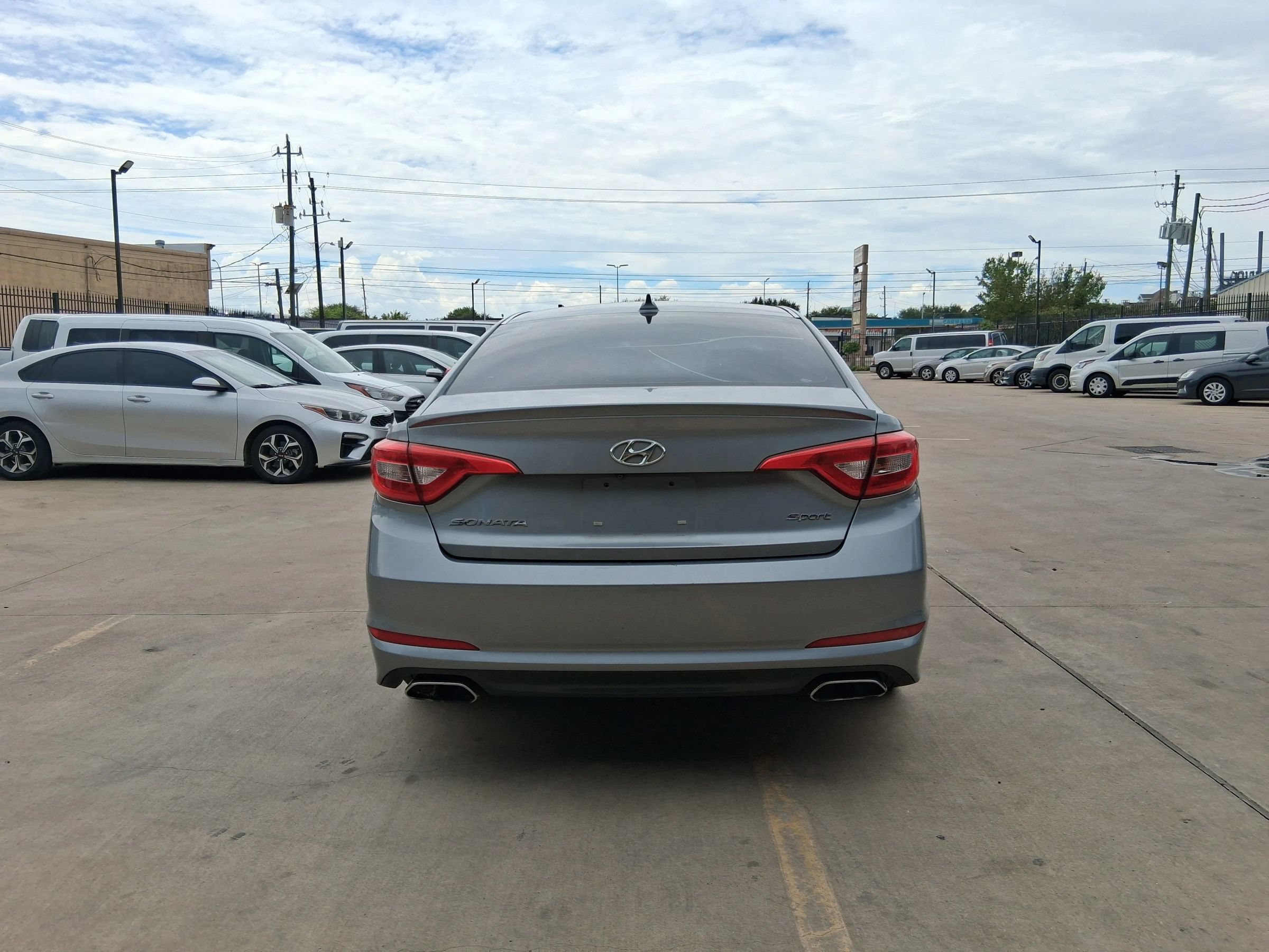 Used 2015 Hyundai Sonata Sport w/ Option Group 03 FWD image 7