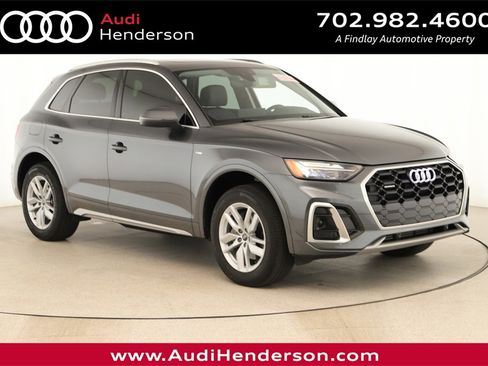 Certified 2023 Audi Q5 2.0T Premium w/ Convenience Package image 1