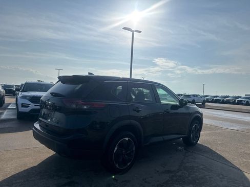 Certified 2024 Nissan Rogue SV AWD/4WD image 17