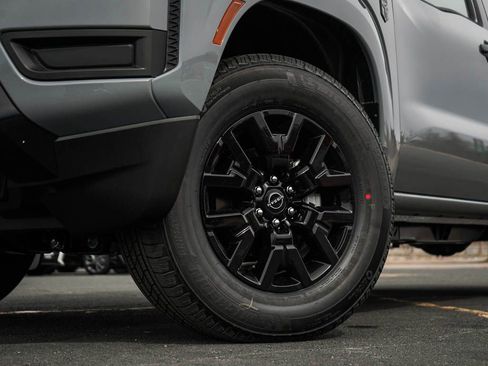 New 2026 Nissan Frontier SV w/ SV Convenience Package AWD/4WD image 6