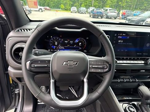 Used 2026 Chevrolet Colorado Trail Boss AWD/4WD image 24