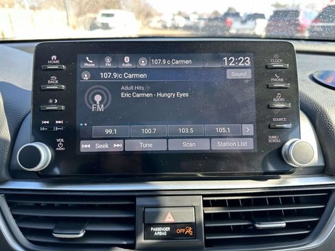 Used 2022 Honda Accord LX image 20