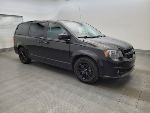 Used 2020 Dodge Grand Caravan SXT w/ Driver Convenience Group FWD image 11