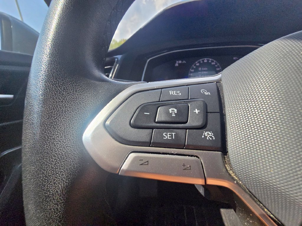 Used 2024 Volkswagen Jetta SE FWD image 24