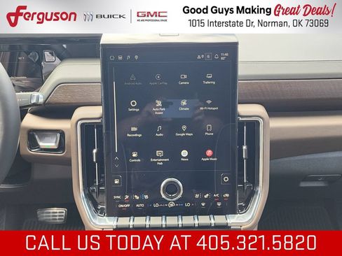New 2026 GMC Yukon Denali Ultimate AWD/4WD image 32