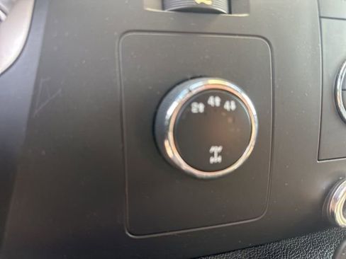 Used 2014 GMC Sierra 3500 SLE w/ SLE Preferred Package image 17