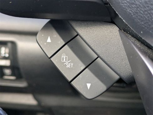 Used 2022 Subaru Forester Touring image 37