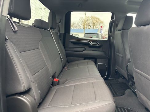 Used 2024 Chevrolet Silverado 1500 LT image 18