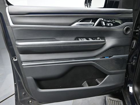 Used 2024 Jeep Grand Wagoneer L Series II w/ Quick Order Packagew 28T image 24