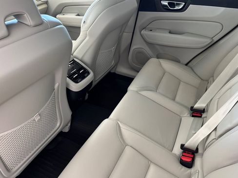 New 2026 Volvo XC60 B5 Ultra w/ Climate Package image 12