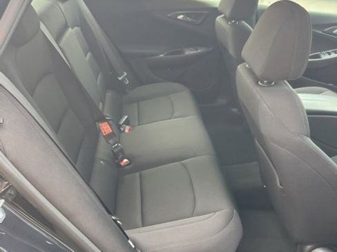 Used 2023 Chevrolet Malibu LT image 18