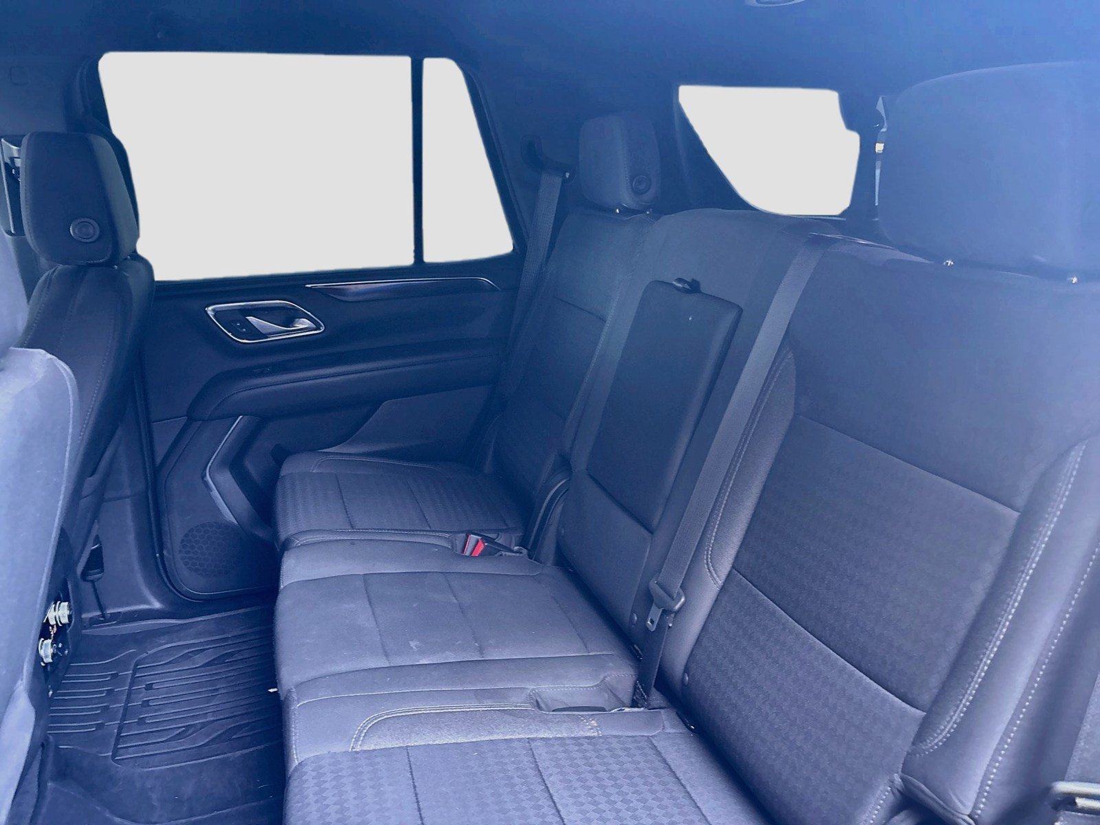 Used 2022 GMC Yukon SLE w/ Gmc Pro Safety Plus Package RWD image 17